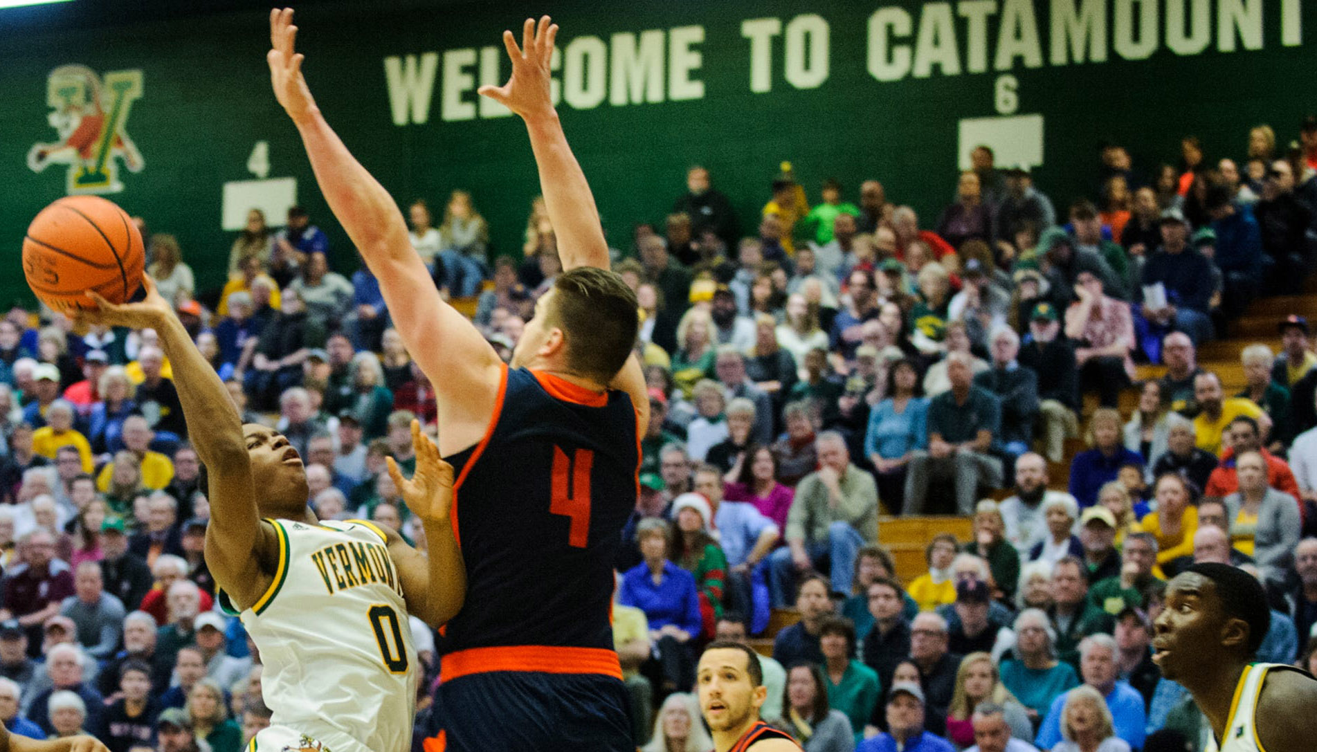 Vermont Sports - UVM Basketball - Vermont Weekly